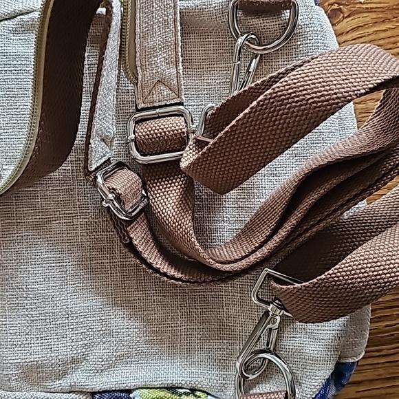 Ethnic Style Hand-Woven Bird Flower Backpack, Original Design, Multi-functional - Picture 5 of 12